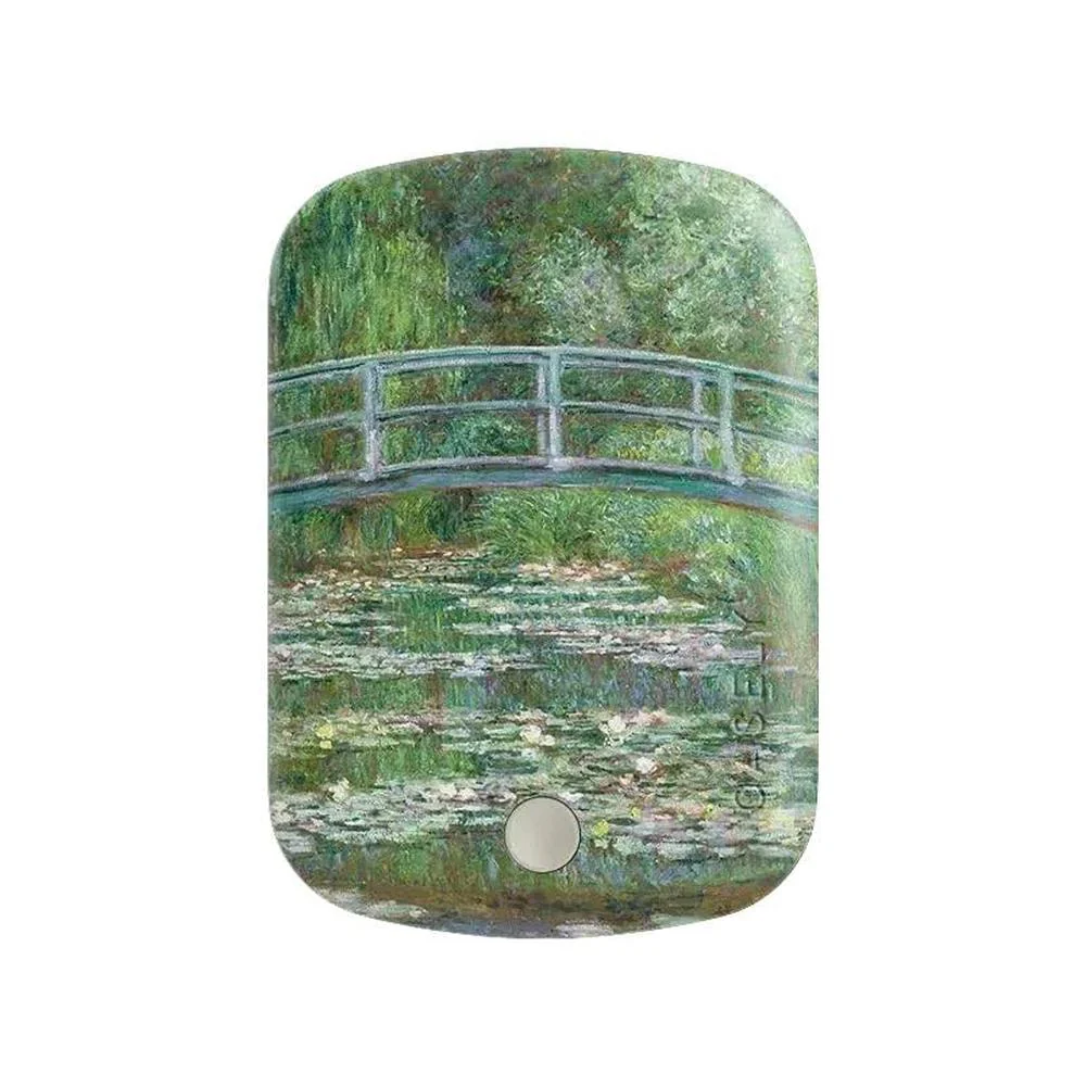 Monet  s Bridge Over Water Lilies | The Met Series Power Pod