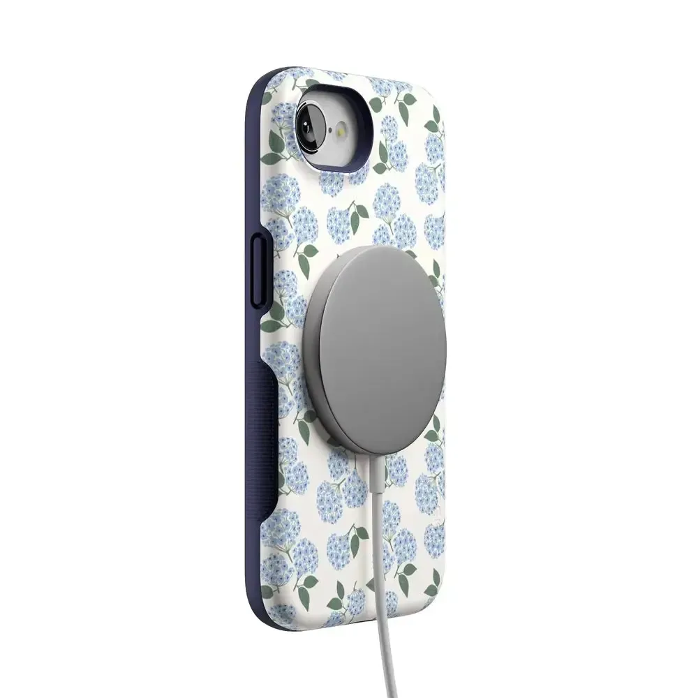 Nantucket Cottage | Blue Hydrangea Case