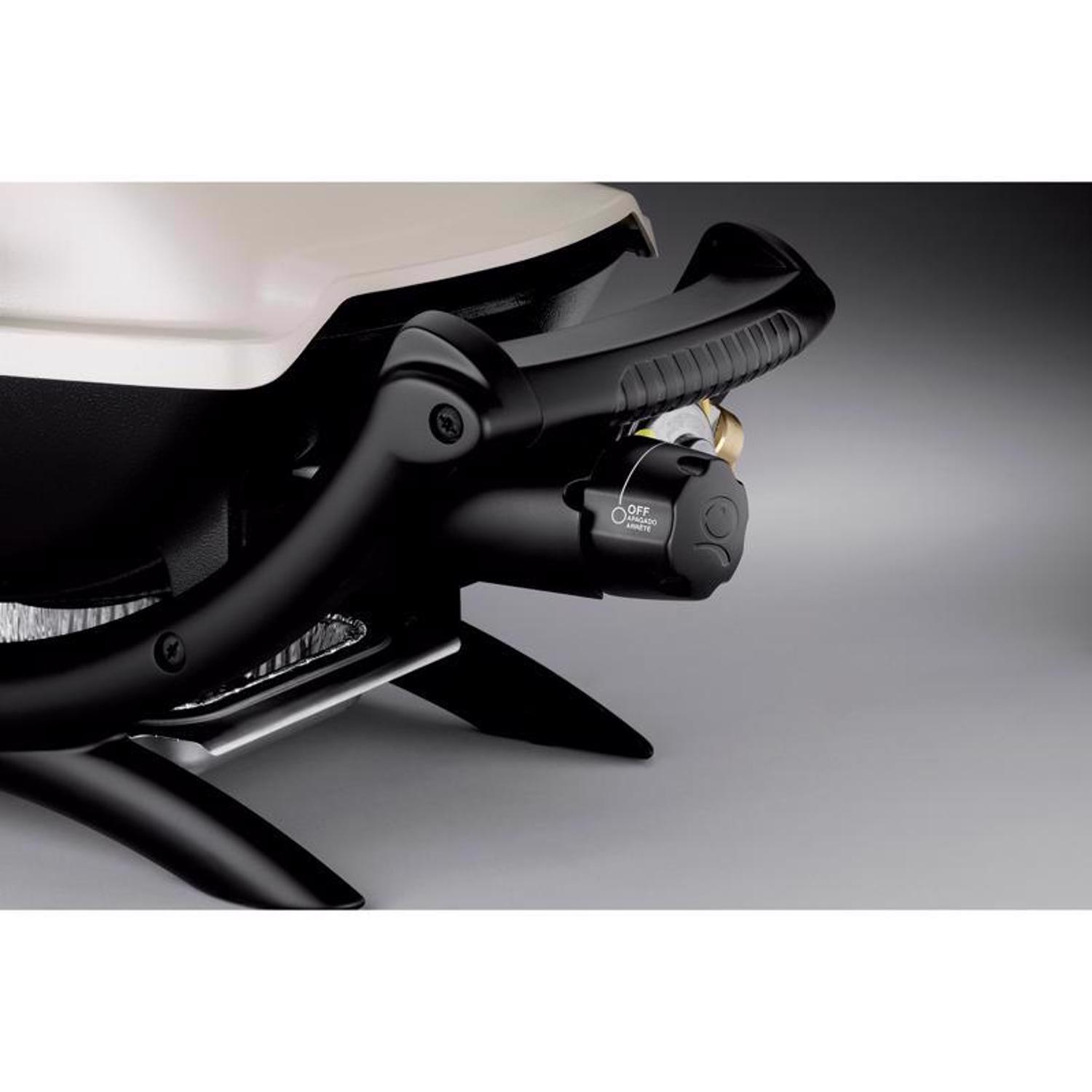 Weber Q1000 1 Burner Liquid Propane Grill Titanium