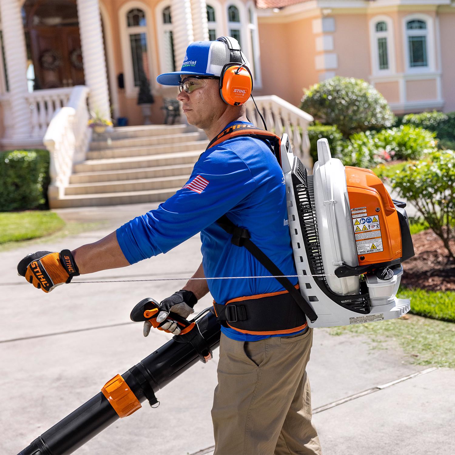 STIHL Magnum BR 800 C-E 239 mph 912 CFM Gas Backpack Leaf Blower