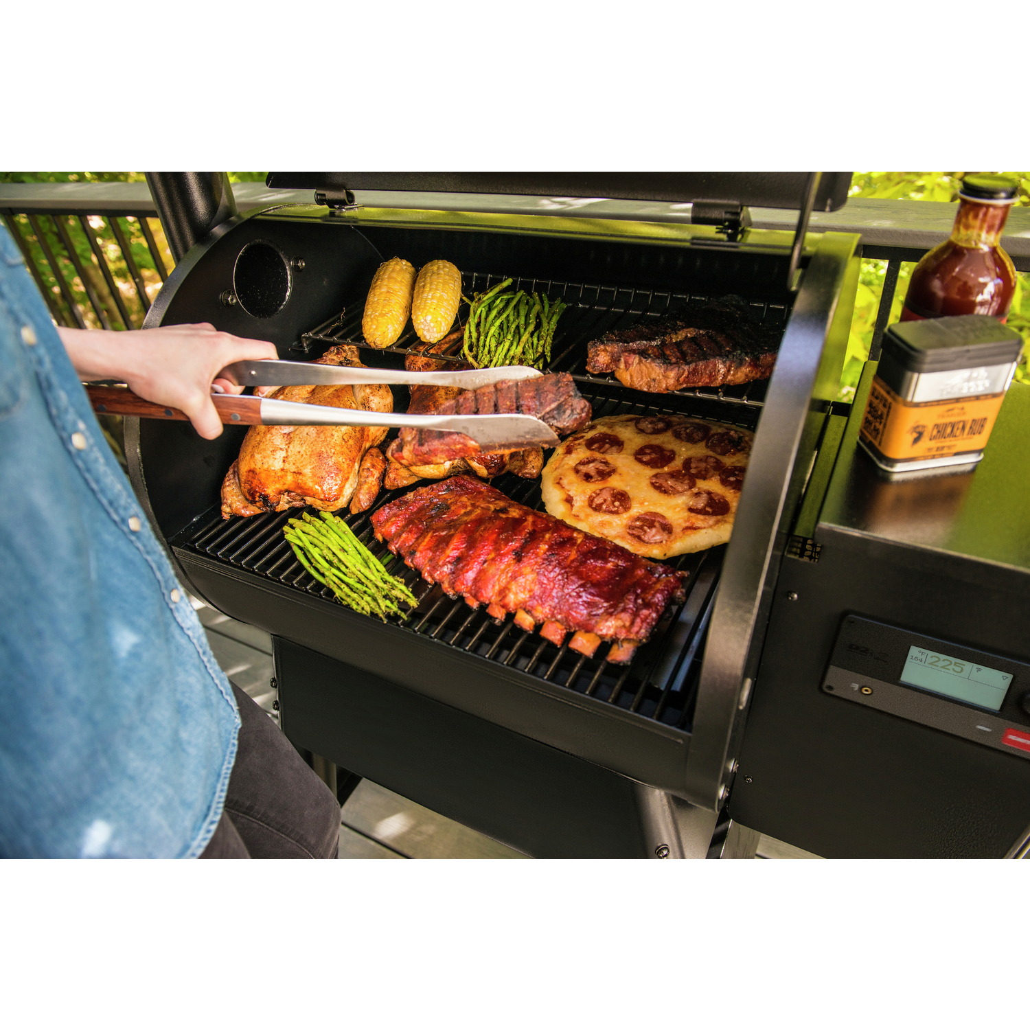 Traeger Pro 575 Wood Pellet WiFi Grill Black