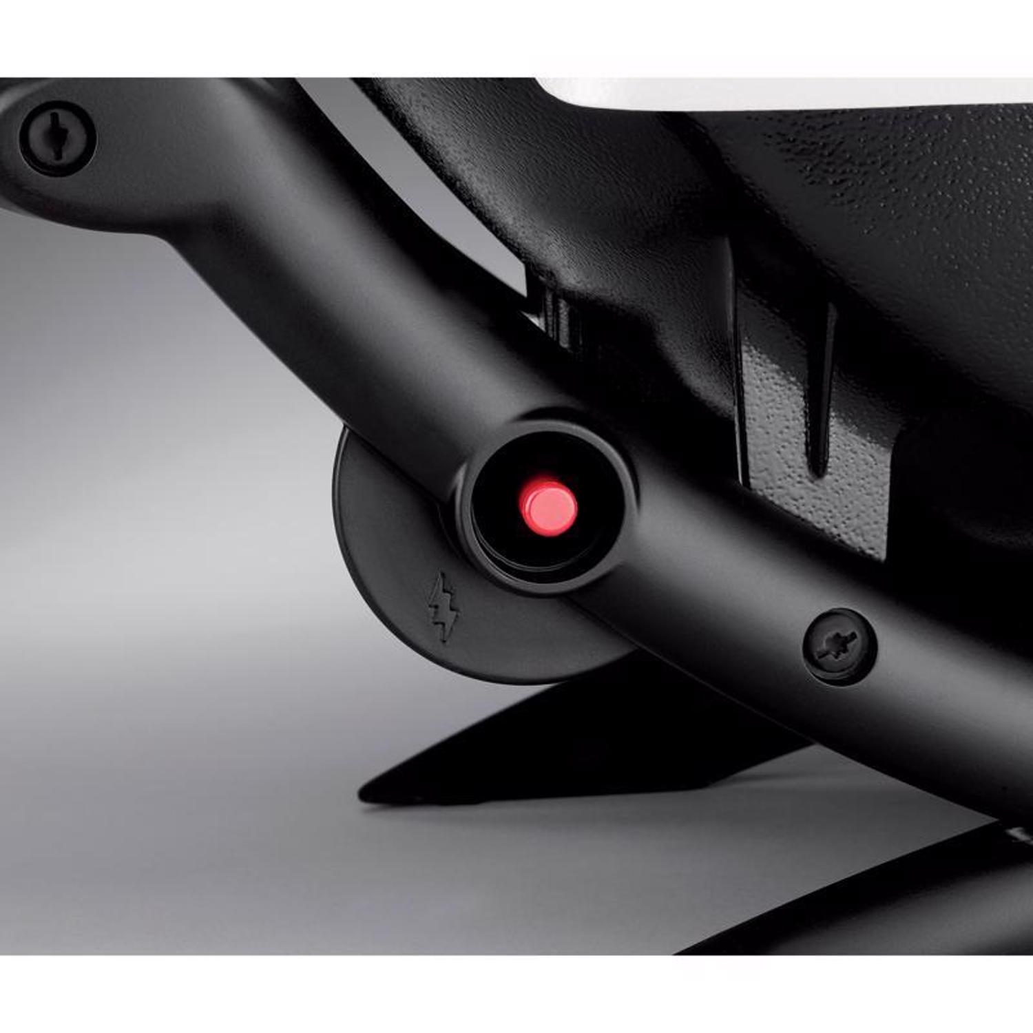 Weber Q2000 1 Burner Liquid Propane Grill Titanium