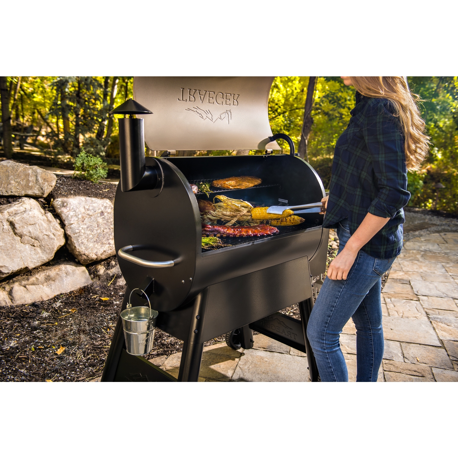 Traeger Pro 780 Wood Pellet WiFi Grill Bronze