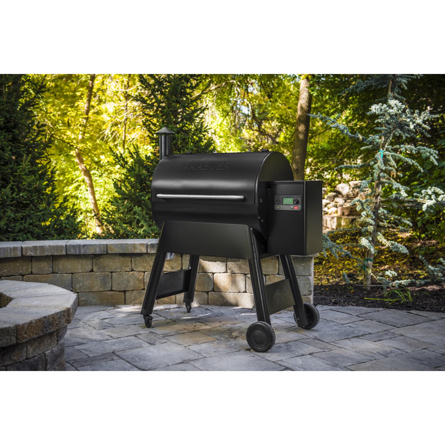 Traeger Pro 780 Wood Pellet WiFi Grill Black
