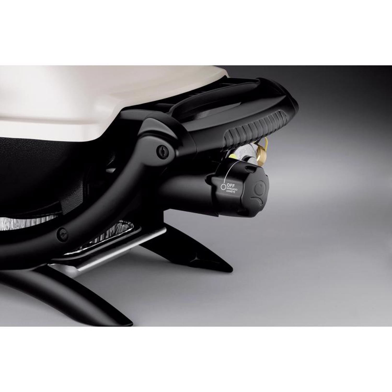 Weber Q1200 1 Burner Liquid Propane Grill Red