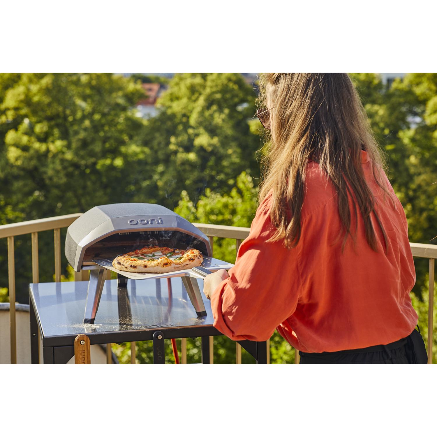 Ooni Koda 12 in. Liquid Propane Outdoor Pizza Oven Black