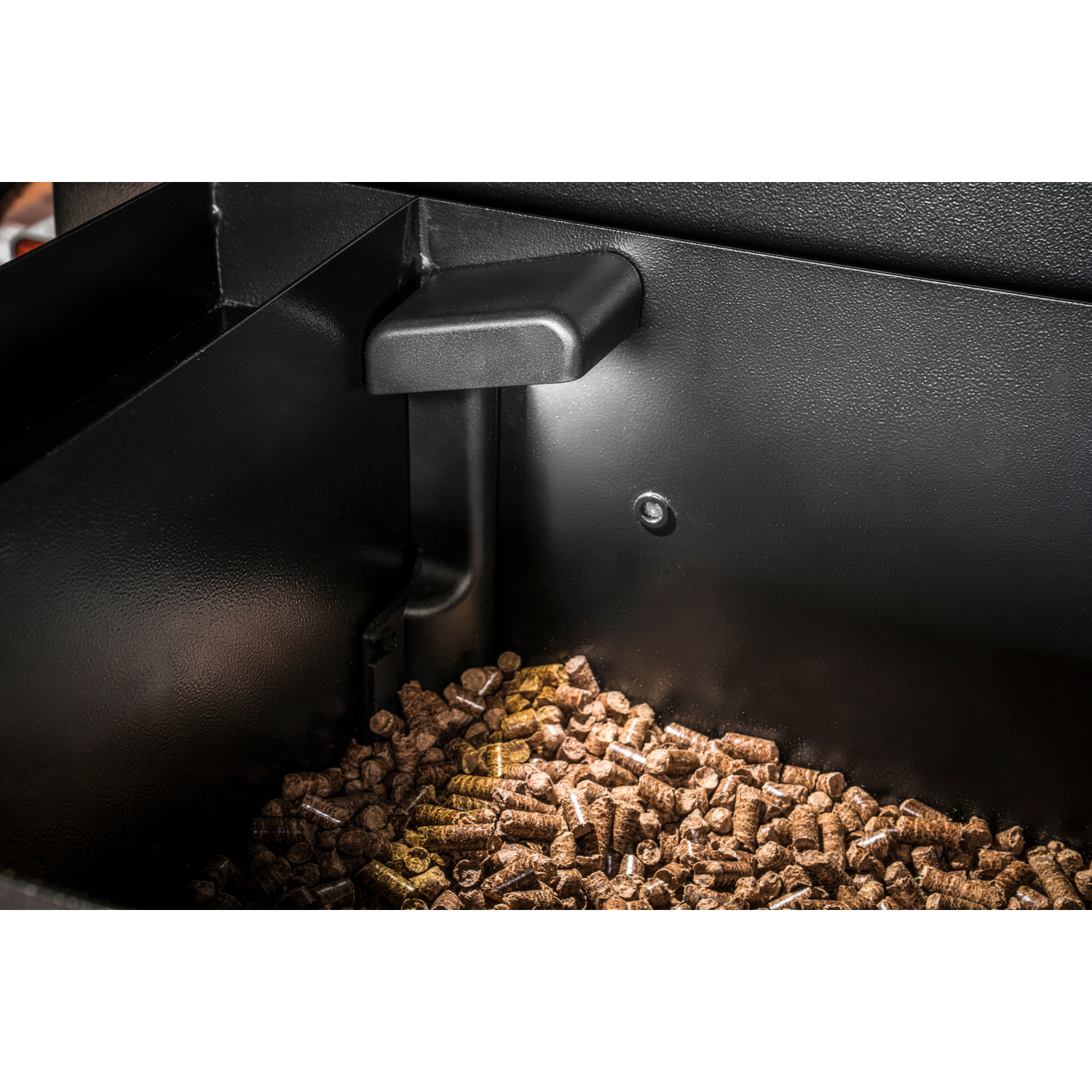 Traeger Ironwood 650 Wood Pellet WiFi Grill Black