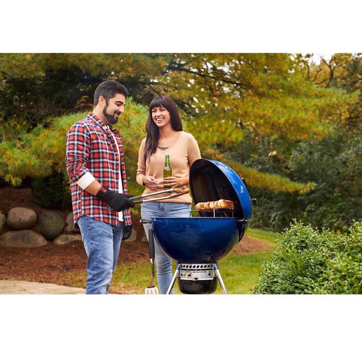 Weber 22 in. Master-Touch Charcoal Grill Deep Ocean Blue